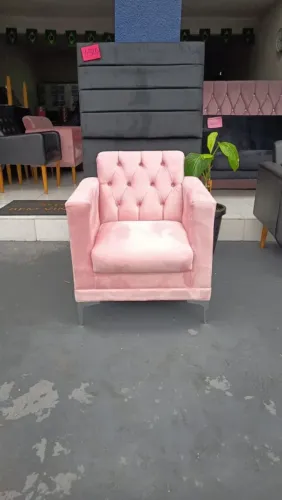 Poltronas novas da fábrica 