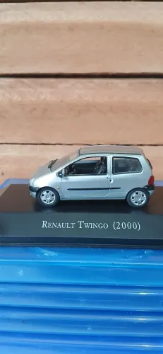 Miniatura Renault twingo 2000 escala 1:43
