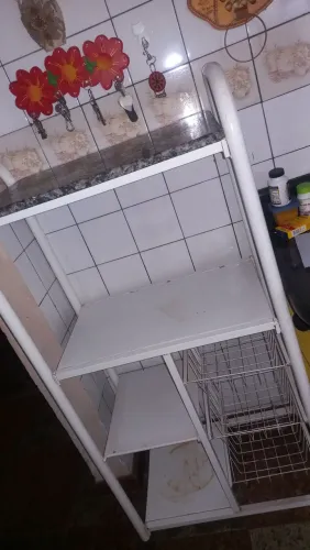 FRUTEIRA COM TAMPO DE GRANITO