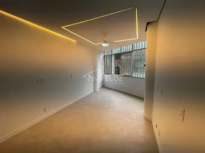 Apartamento : / Residencial / Centro