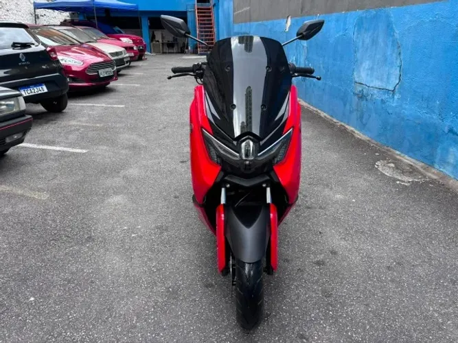 Yamaha NMAX 2025 Vermelha | 3900 km | Revisada | Garantia de Fábrica | Financio | 