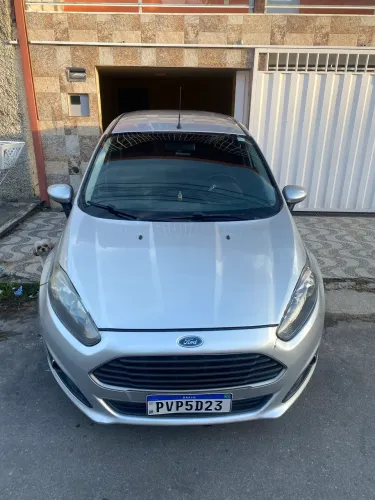 Ford Fiesta 1.5 16V Flex Mec. 5P 2015