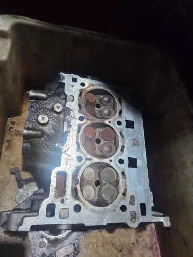 Cabeçote ford ka 1.0 3 cilindros 12v 