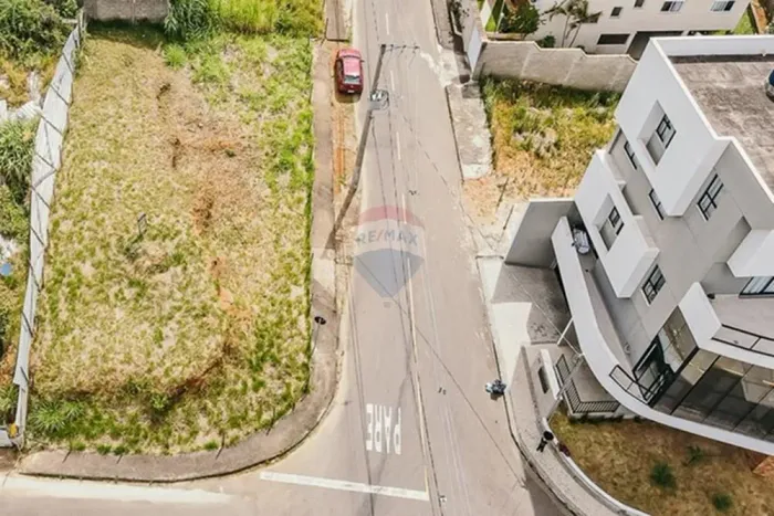 Terreno a venda com 396m² no bairro Aeroporto