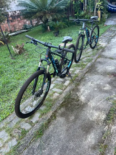 Vendo 2 bicicletas Oggi Bigwheel semi nova
