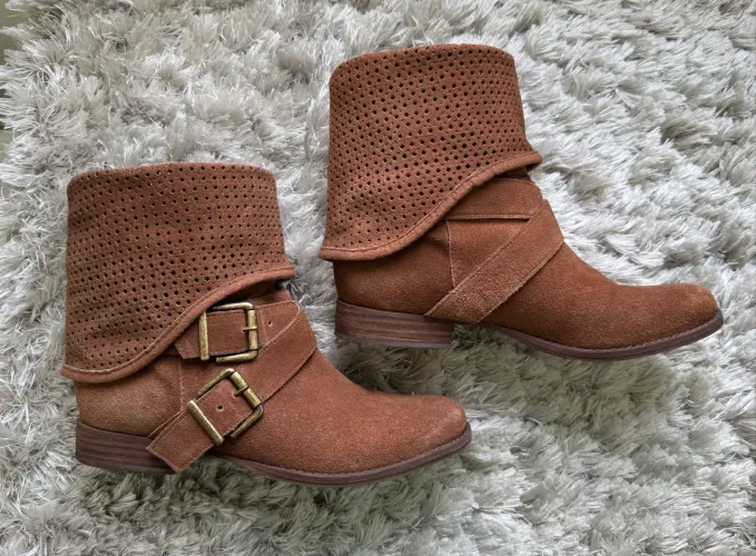 Bota Arezzo