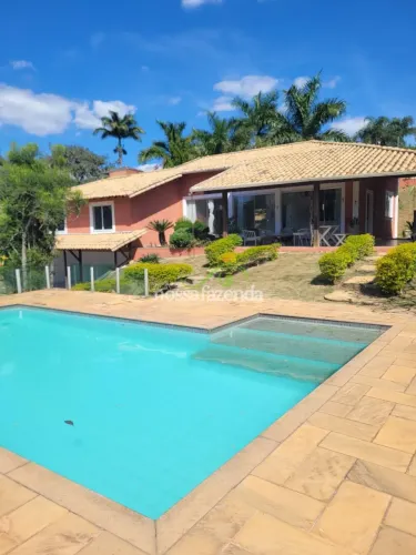 CASA NO CONDOMINIO NOSSA FAZENDA