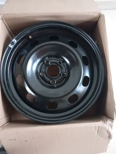 Rodas 16 VW 5x100 novas , CALoTAS a parte