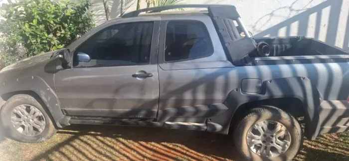 Fiat Strada Adventure1.8/ 1.8 Locker Flex CD 2012