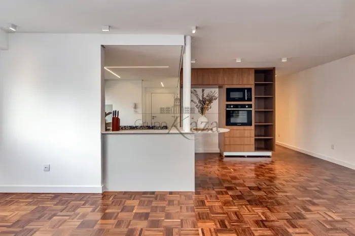 Apartamento - Jardim Paulista - 2 Dormitórios - 108m².