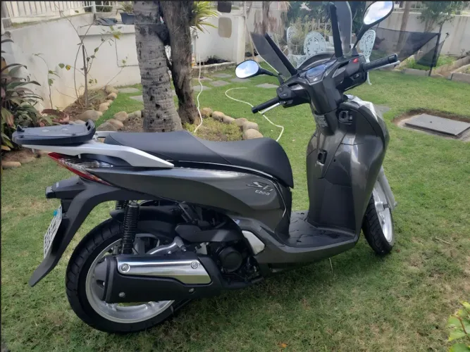 Honda Sh300i