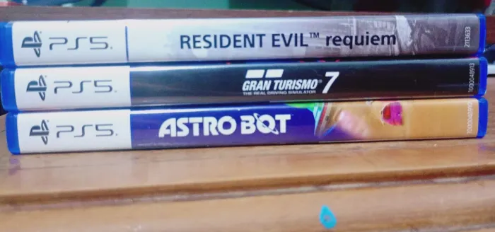 Resident evil 9 ps5 gran turismo 7 ps5 astro bot ps5 dead by daylight ps4 pes 2019 GTA V