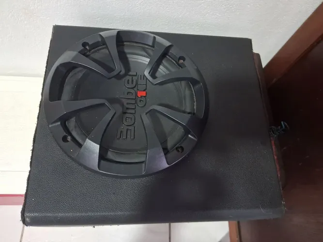 Vendo caixa sub,  som automotivo