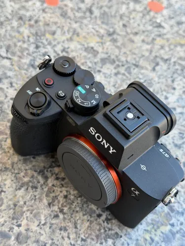 Sony a7iv - 843 cliques