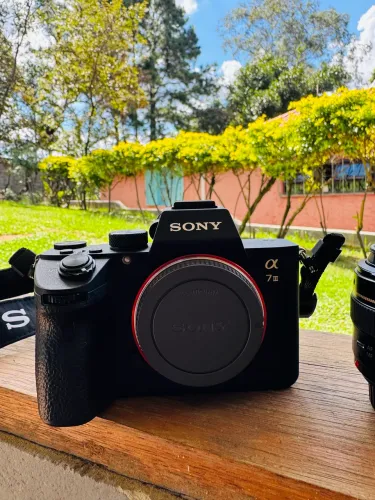 Sony A7III + 24-105 L + 50mm + Metabones - estado de nova