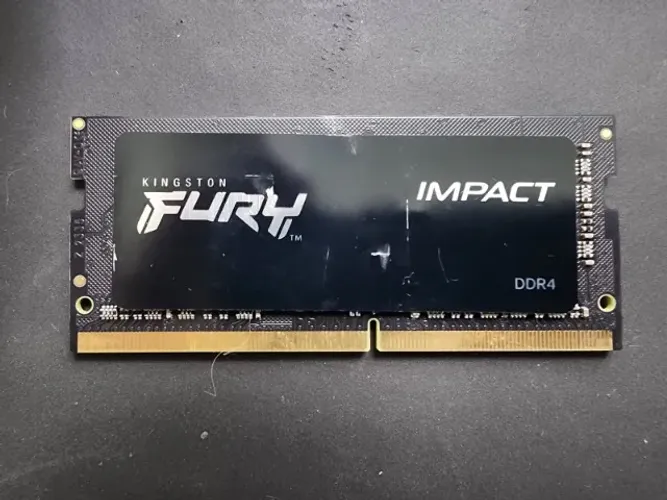 Memória RAM Notebook Kingston FURY Impact 8GB DDR4 3200MHz (KF432S20IB/8)