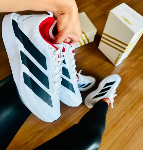 Tênis Adidas Adizero
