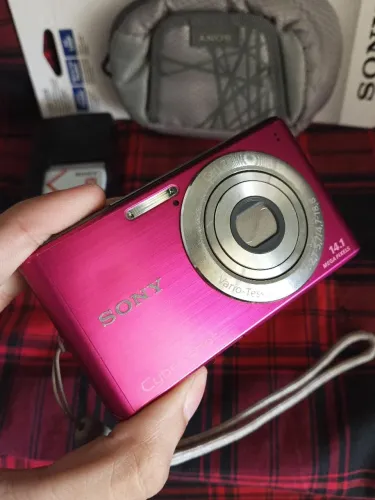 Câmera Cybershot dsc-w530 Rosa