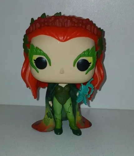 BONECO FUNKO POP ORIGINAL DC COMICS HERA VENENOSA POISON IVY FILME BATMAN E ROBIN