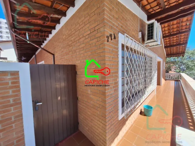 CASA RESIDENCIAL E COMERCIAL em Vinhedo - São Paulo, Centro