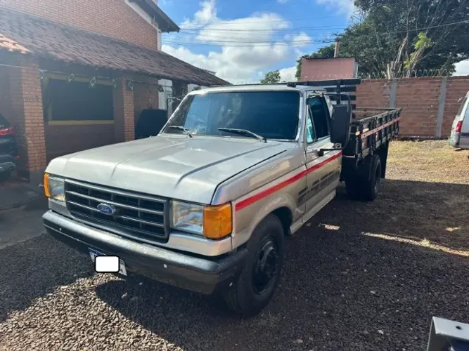 Ford F4000 4x2 ano 1995 c/Carroceria