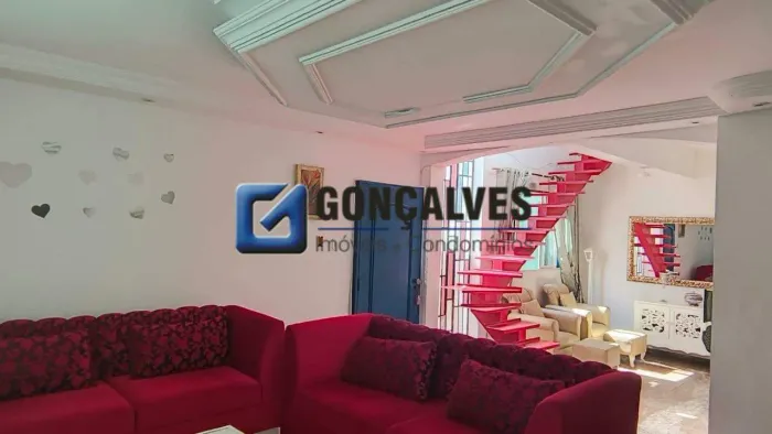 Sobrado residencial à venda no Parque Terra Nova II | 3 dorms (1 suíte), 3 vagas