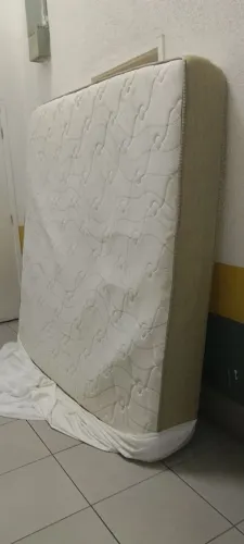 Cama king bau