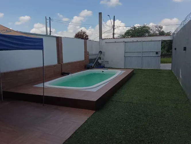 Linda Casa Terrea com Piscina -2 dorm-3 wc -Itaqua -
