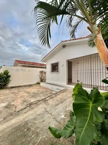 Casa em Nova Parnamirim com 2 quartos próximo ao posto 30 de setembro da Maria Lacerda