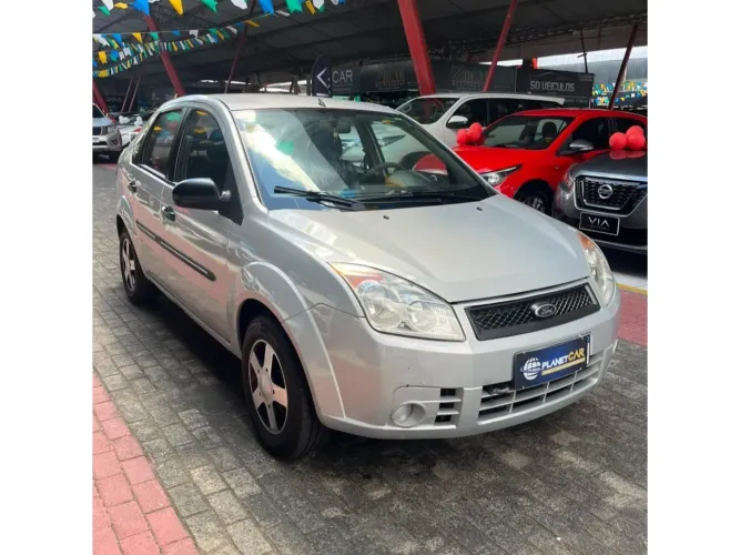 Ford Fiesta Sedan 1.0 8V Flex 4P 2009