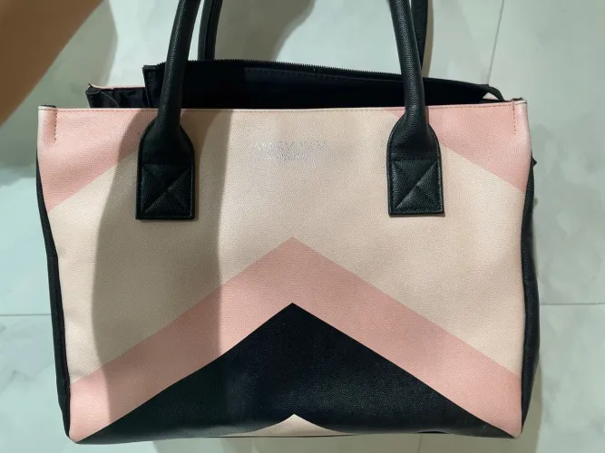Bolsa da Mary Kay