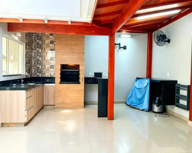 Sobrado à venda em Campinas, Parque Jambeiro, com 3 quartos, com 70 m²