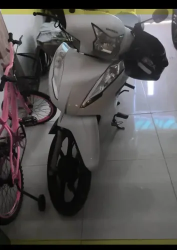 Honda Biz 110i Branca 2019