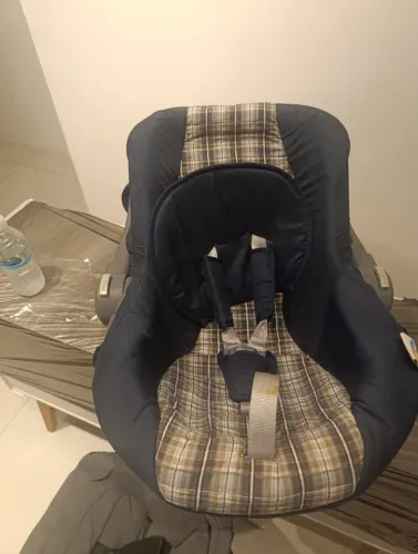 Bebês Confortoe cadeira passeio
