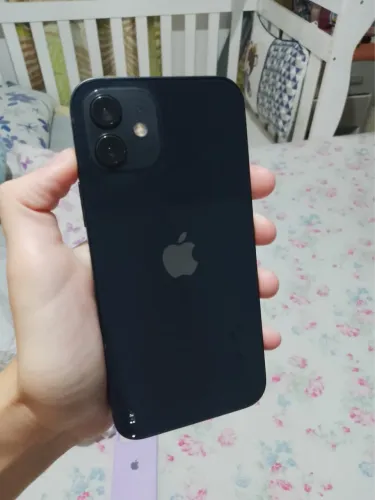 iPhone 12