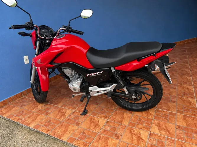Vendo moto fan cg nova pouco usada