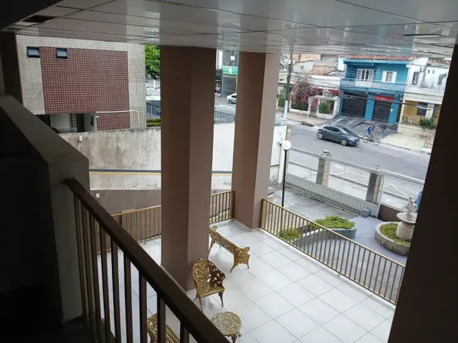 Imóvel para aluguel e venda possui 117 metros quadrados com 3 quartos em Marco - Belém - P