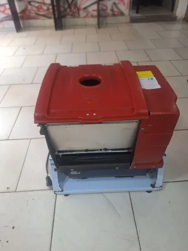 Vendo essa masseira 5kilo da braesi top...