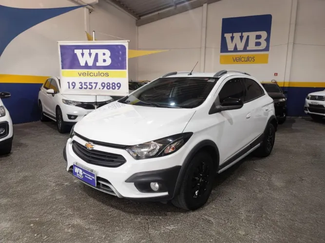 Chevrolet Onix Activ 1.4 8V Flex Mec. 4P 2019