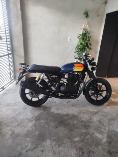 Royal Enfield Interceptor 650