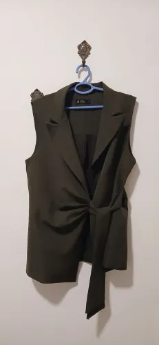 Colete verde escuro novo