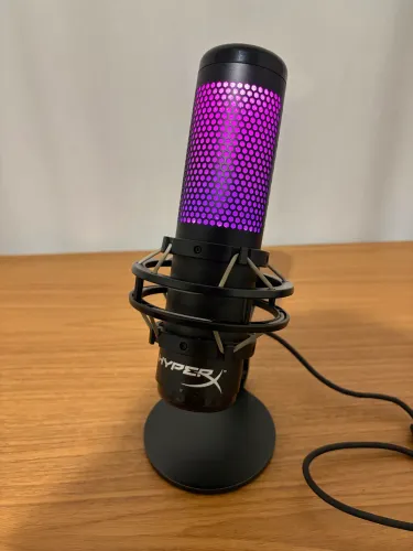 Microfone HyperX QuadCast S RGB + braço articulado