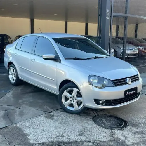 Volkswagen Polo Sedan 1.6 MI 101cv 8V 4P 2014