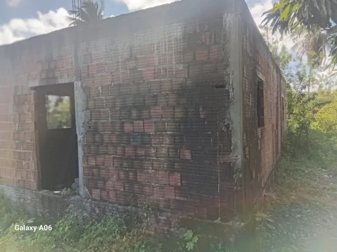 Vendo casa no interior