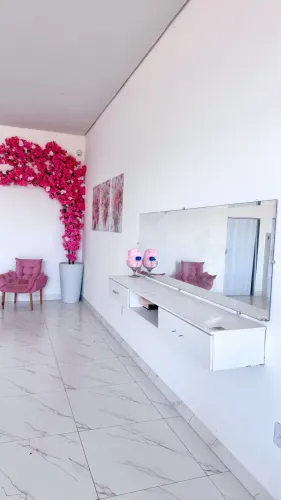 ESPELHO COM BANCADA MDF