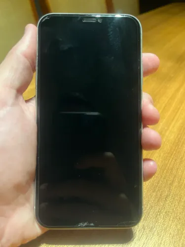 iPhone XR - Usado