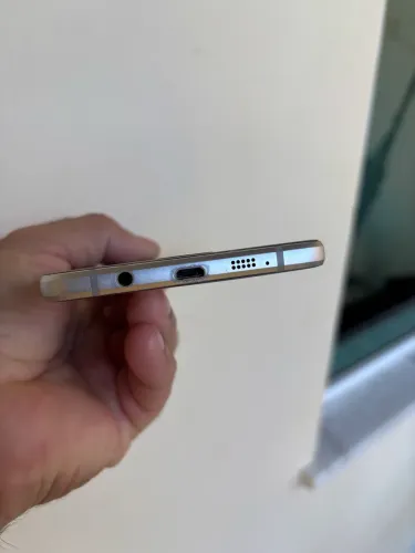Samsung galaxy A9 pro