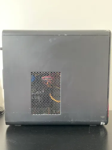 CPU I5 4GB RAM 256 SSD