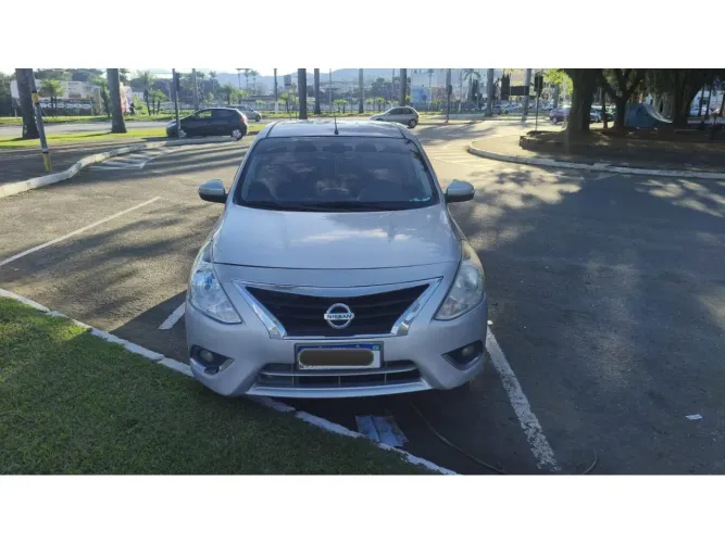 Nissan Versa SL 1.6 16V Flexstart 4P Aut. 2020