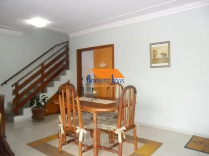 Cobertura de 3 quartos no bairro Silveira